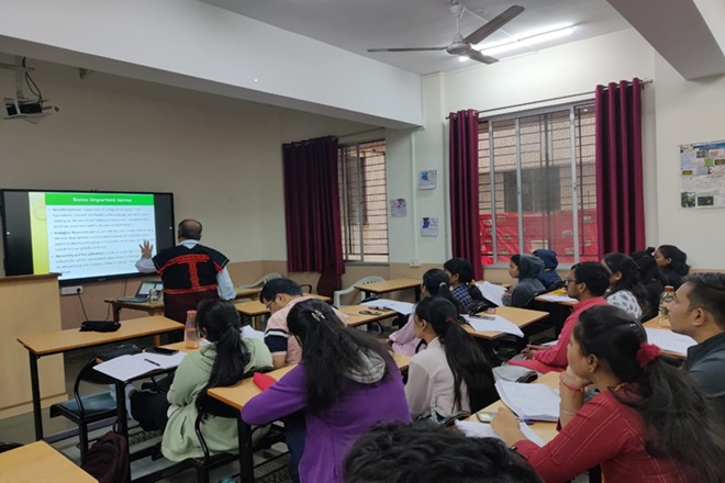 Raintree Foundation and Srushti Conservation Foundation collaborate for certificate course in Peoples' Biodiversity Register Development at Fergusson College, DESPU